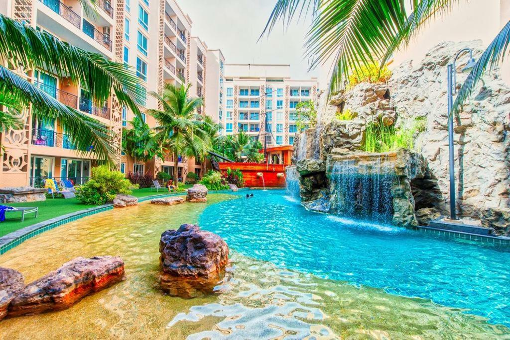 Atlantis Condo Resort Jomtien Exterior foto